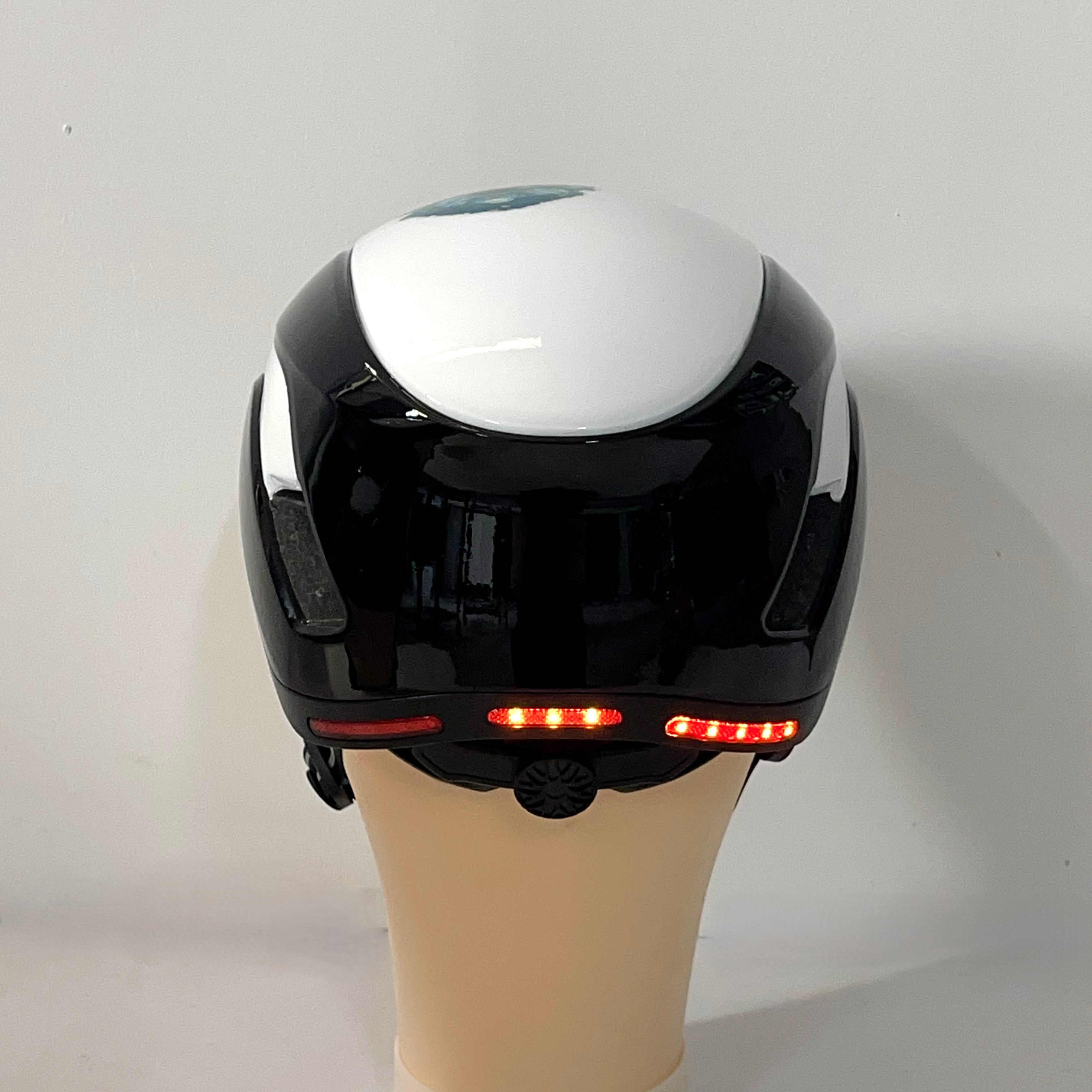 Smart Riding Helmet RH-99 thumbnail 8